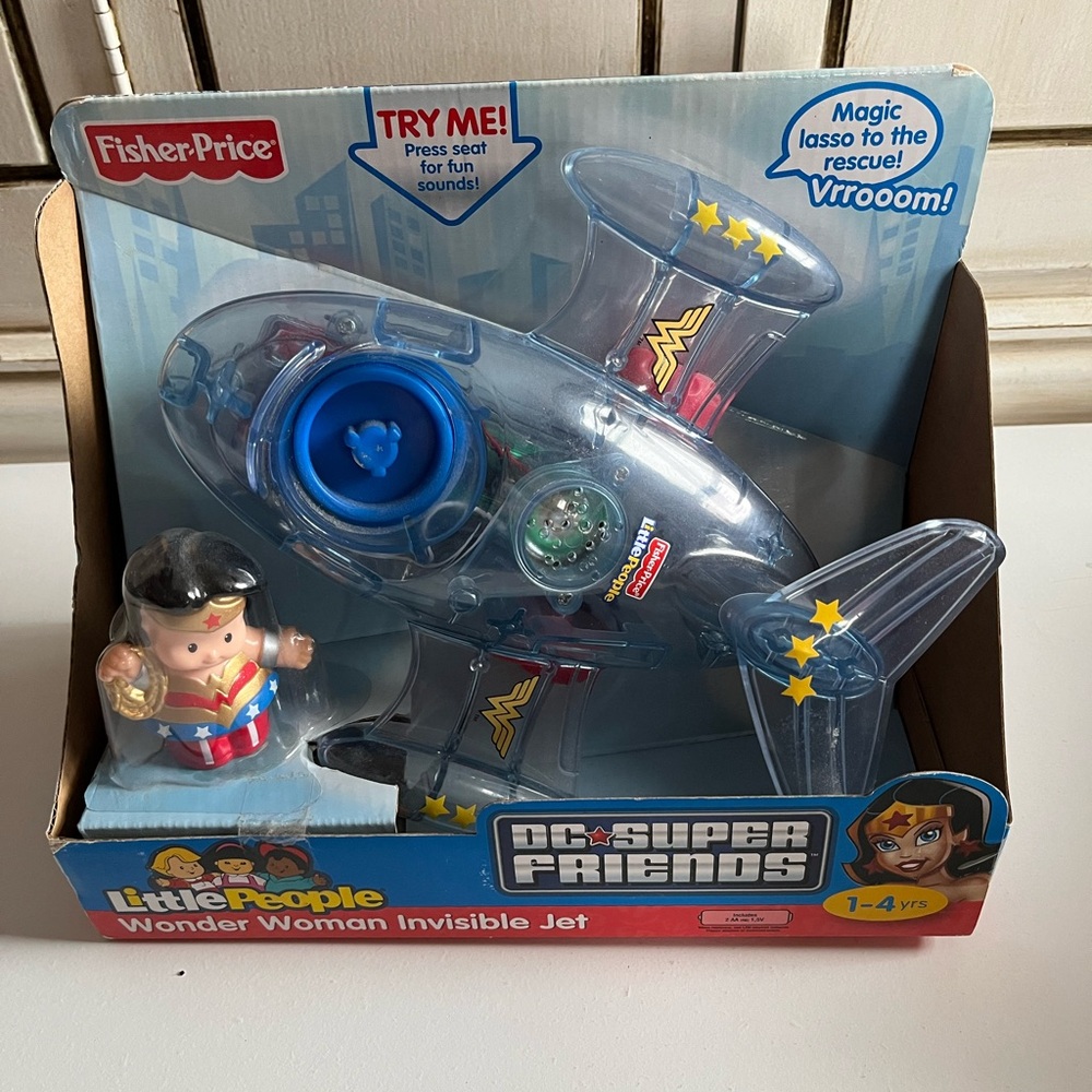 New Fisher Little People Wonder Woman Invisible Jet DC Superfriends Sounds Toy